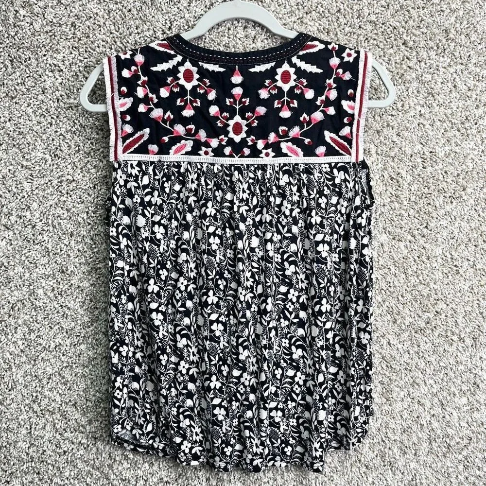 One September Top Women’s Small Anthro Floral Embroidered V-Neck Blouse Tank - Picture 4 of 7